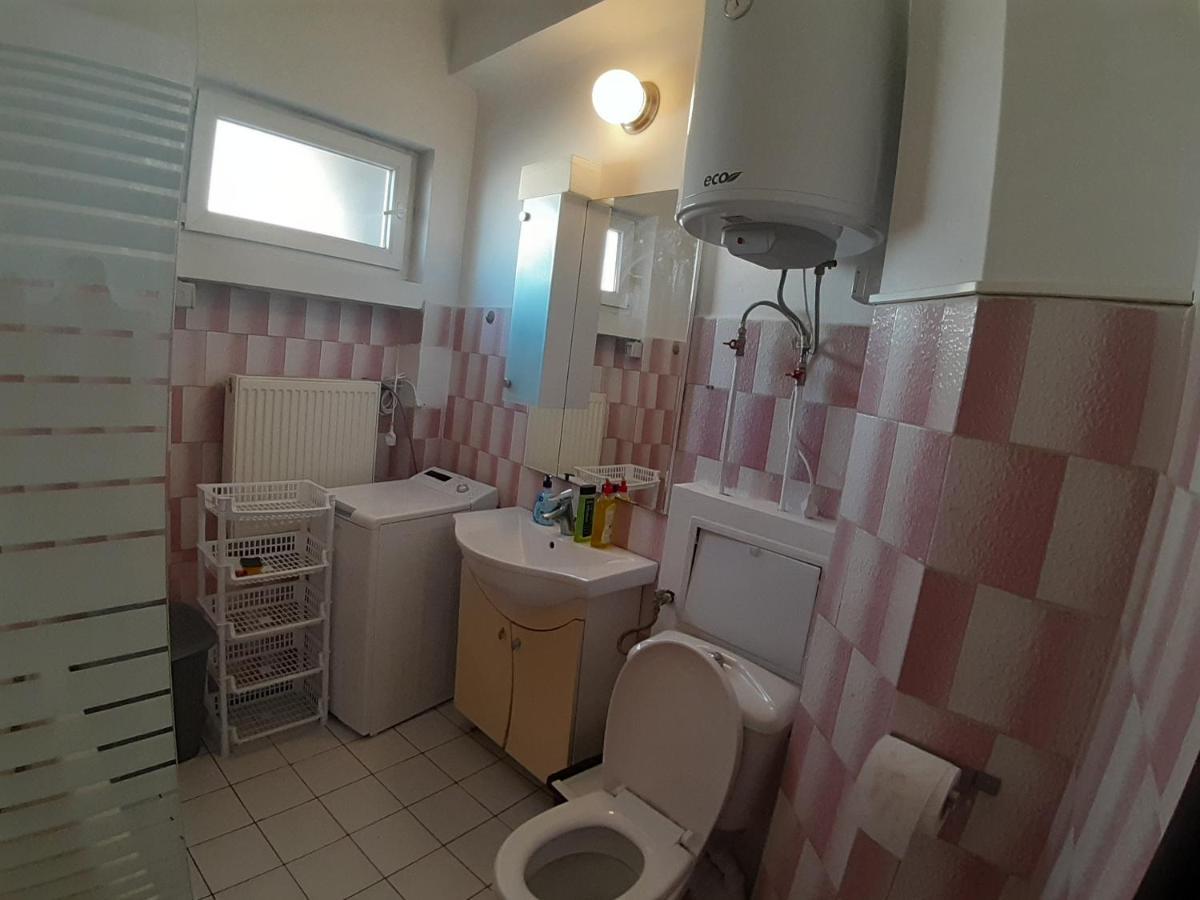 Apartamento Best Apartament In Center Bucarest Habitación foto